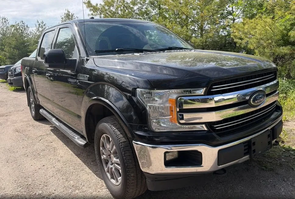 2018 Ford F-150 Lariat - vista frontal